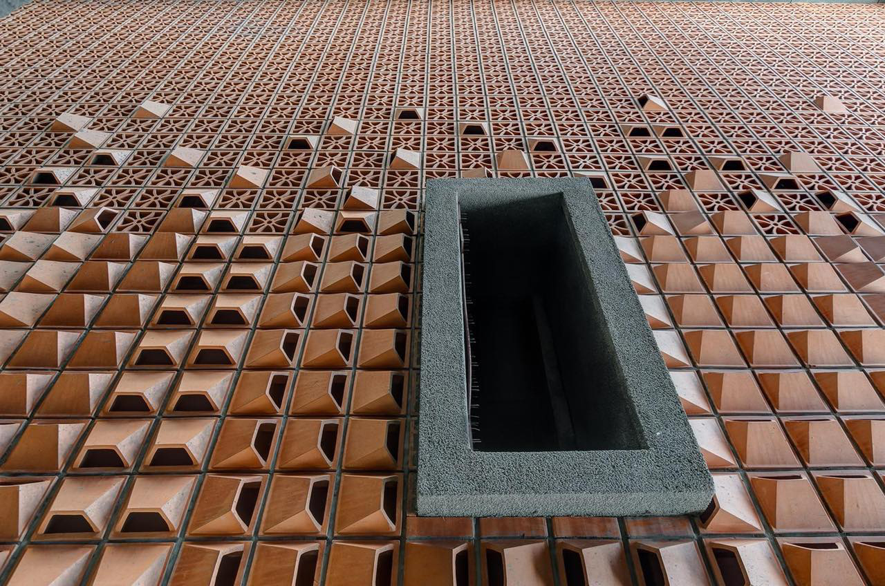 đặc điểm của gạch thông gió chống mưa