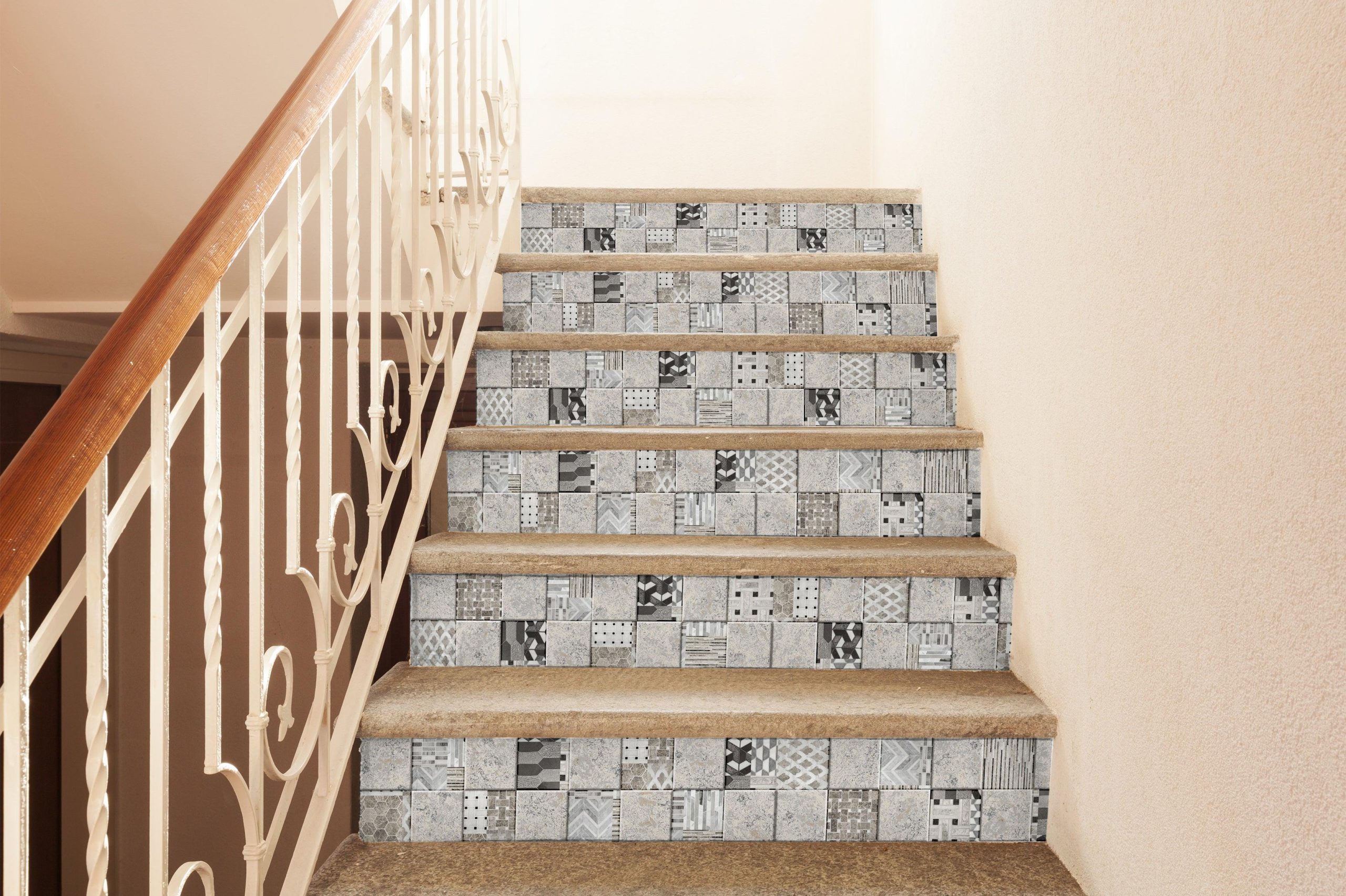 50+ mẫu gạch ốp cầu thang đẹp - chống trơn - dễ vệ sinh 37 gạch mosaic ốp chân cầu thang