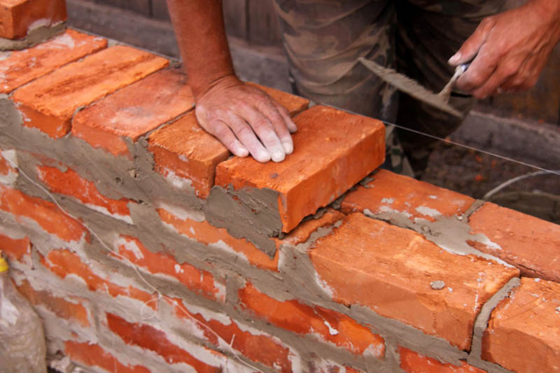 Giá gạch đỏ xây nhà năm 2026 - 1m2 tường gạch đỏ giá bao nhiêu? 4 gạch nào tốt để xây nhà