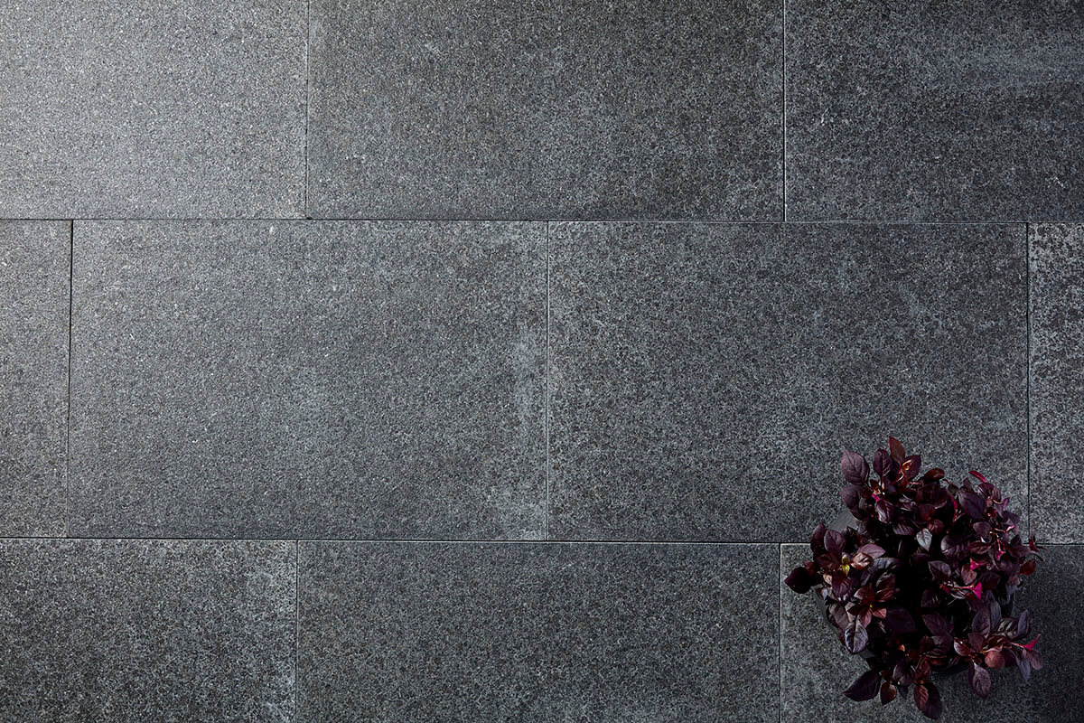 Top 20+ mẫu gạch ốp lát sân chống trơn, chống rêu, chịu lực cực tốt 2 Granite vân đá đẹp mắt
