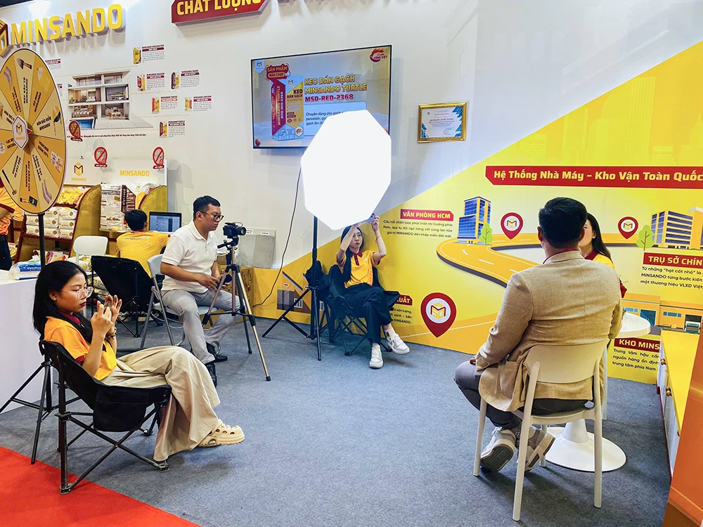 Giới thiệu 38 ho tro truyen thong 11