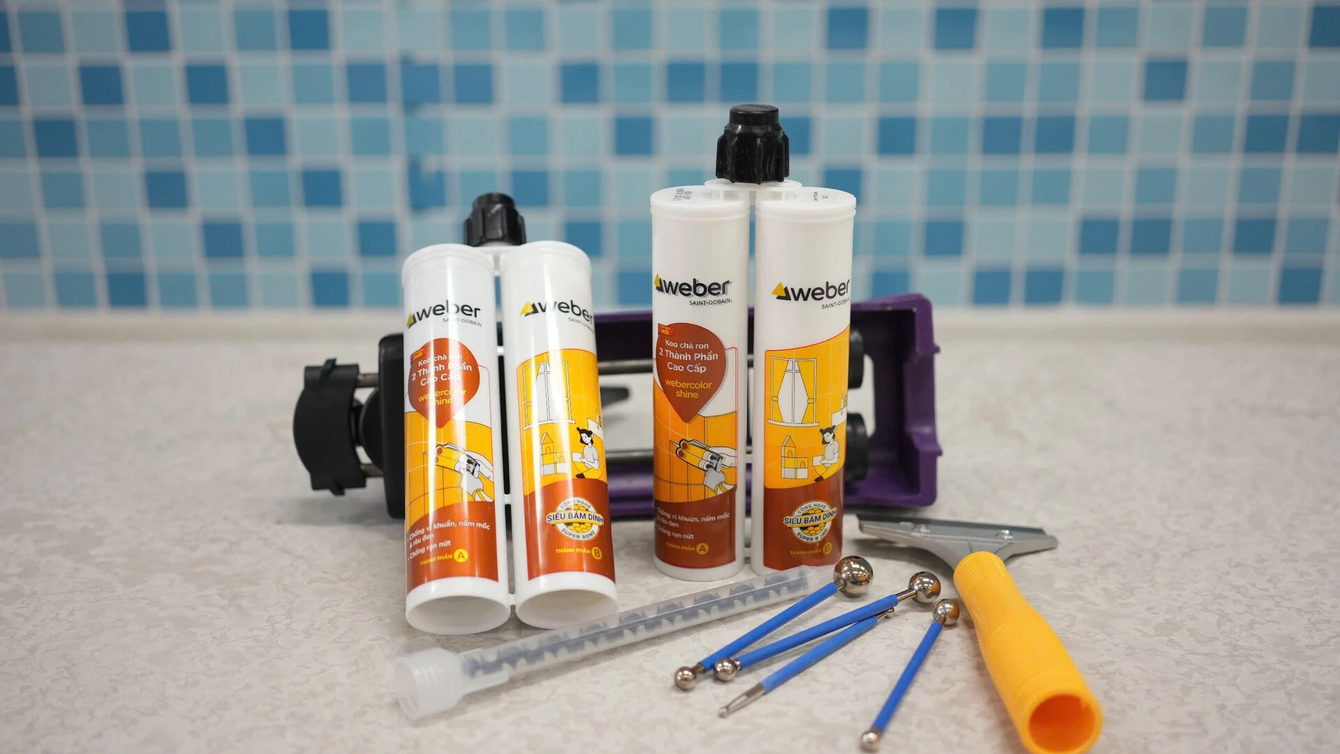 Keo chà ron 2 thành phần loại nào tốt? Gợi ý từ chuyên gia 3 keo 2 thành phần weber