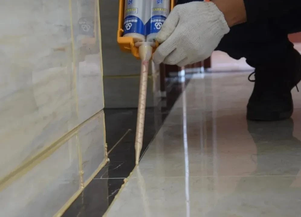 Vì sao ngày càng nhiều người chuyển sang dùng keo chà ron gốc Epoxy? 4 Keo chà ron gốc epoxy ngày càng được cải tiến về chất lượng
