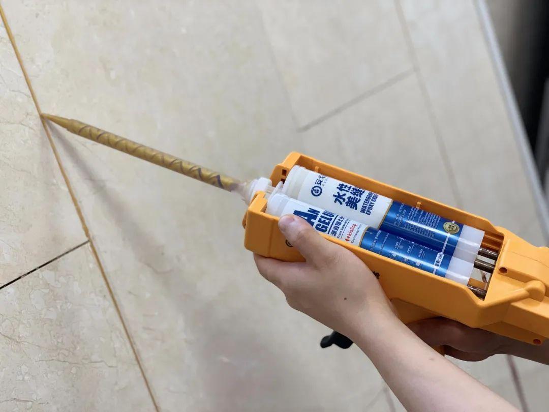 Vì sao ngày càng nhiều người chuyển sang dùng keo chà ron gốc Epoxy? 11 keo chà ron gốc epoxy