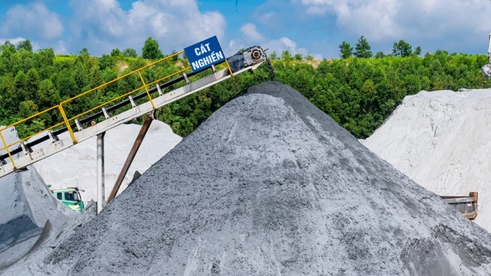 Chật vật vì cát tăng giá - Giải pháp tháo gỡ trước thực trạng giá cát cao 5 Các loại cát nghiền, cát nhân tạo được hy vọng là giải pháp tháo gỡ giá cát