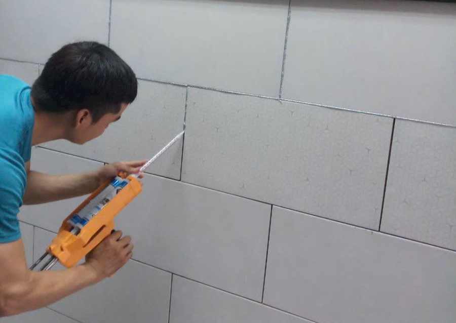 Hướng dẫn cách thi công keo chà ron 2 thành phần 7 thi công koe chà ron 2 thành phần