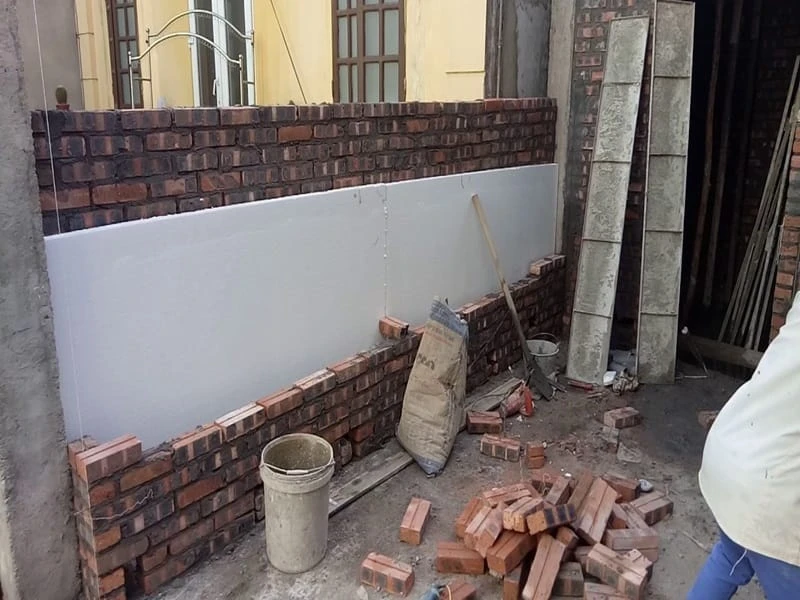 Tường cách nhiệt là tường xây có tác dụng giảm hấp thụ nhiệt
