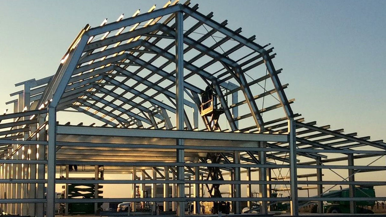 xây nhà bằng vật liệu nhẹ với khung thép